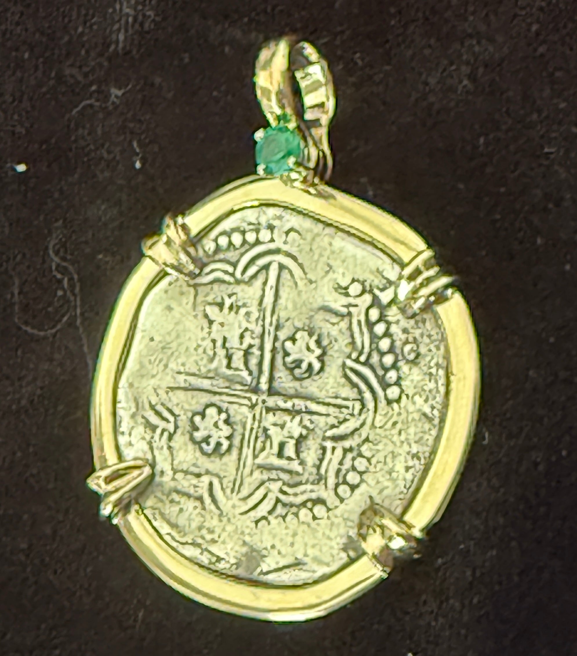 Atocha 2 Reales Grade 1 Mounted in 14k Gold and 0.17ct Emerald