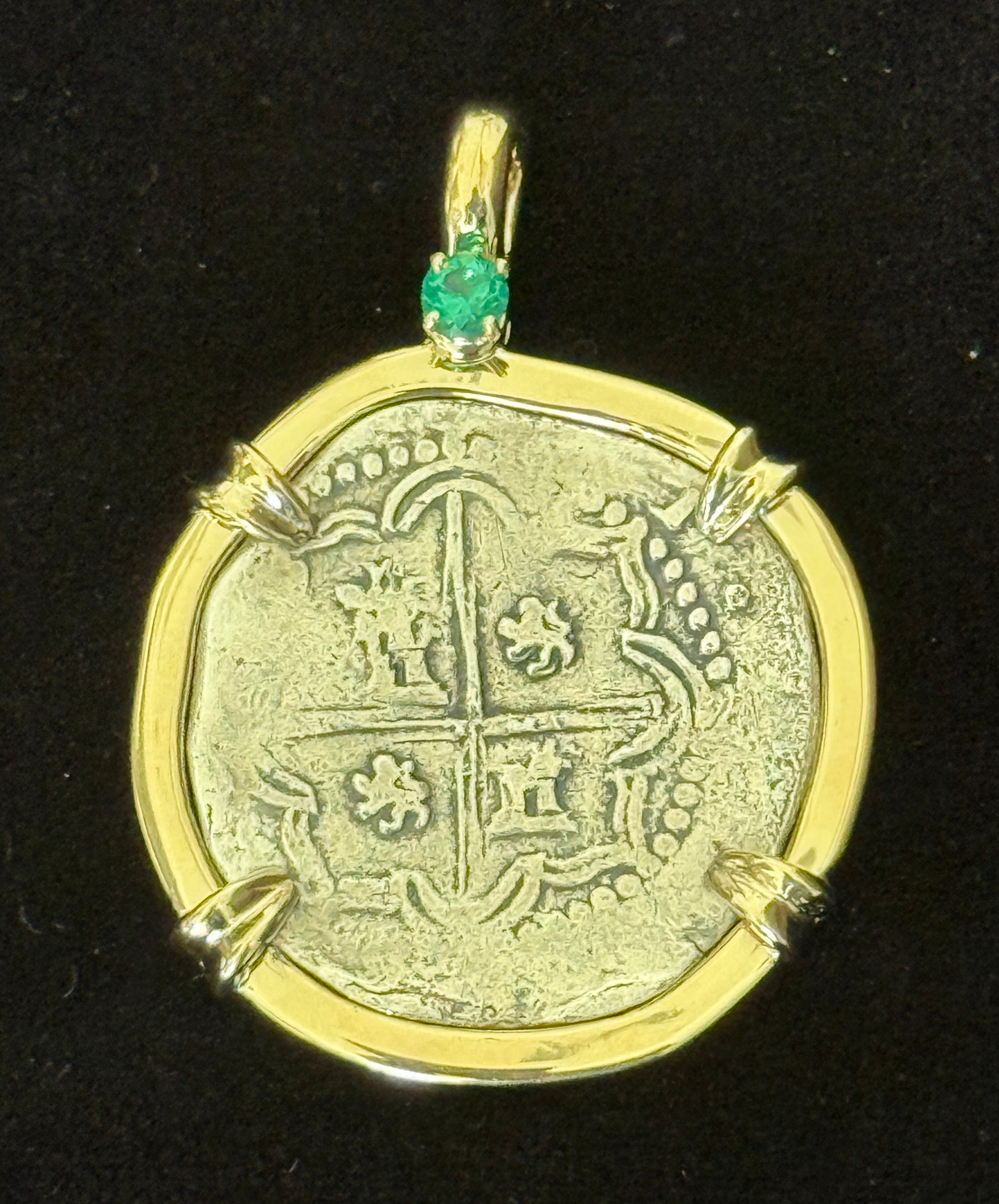 Atocha 2 Reales Grade 1 Mounted in 14k Gold and 0.17ct Emerald