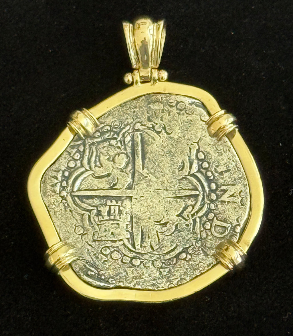 Atocha 8 Escudos Grade 1 Mounted in 14k Gold 11.9 grams