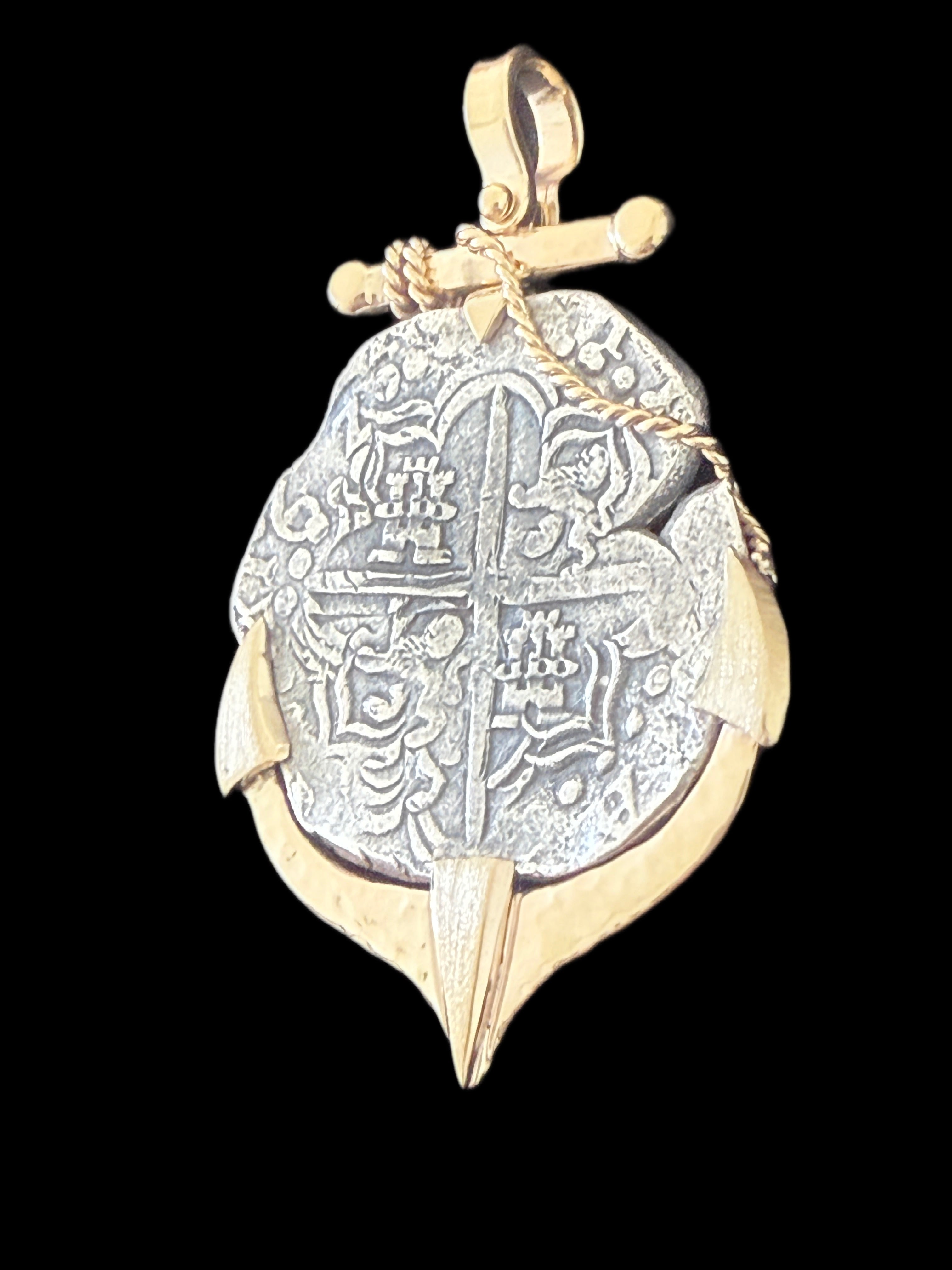 Atocha 8 Reales Grade 1 Dated 1620 Mounted in 14.1 grams 14k Gold