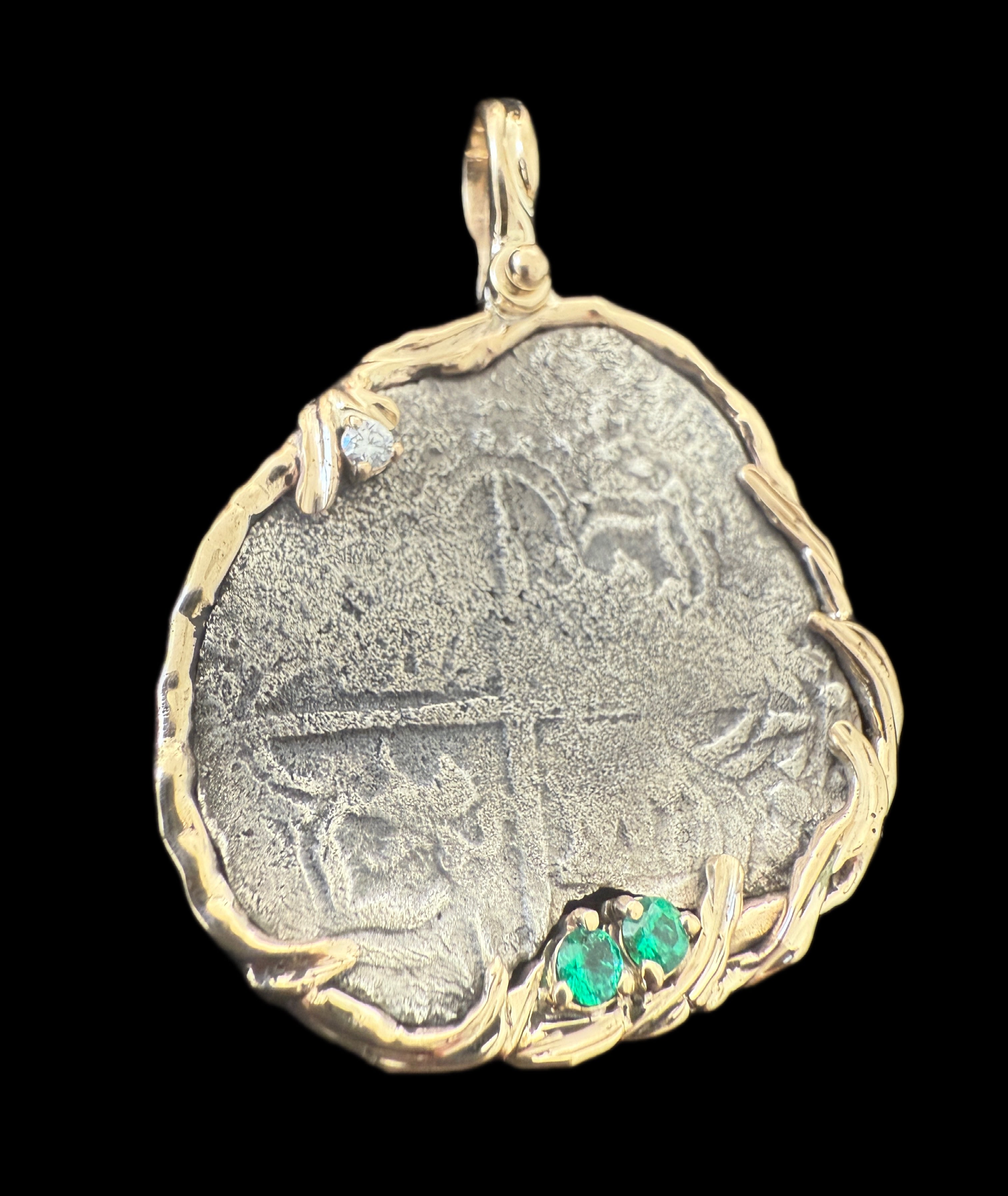 Santa Margarita 4 Reales Mounted in 5.6 grams 14k Gold, 0.08ct Diamond and 0.20ct Emerald.