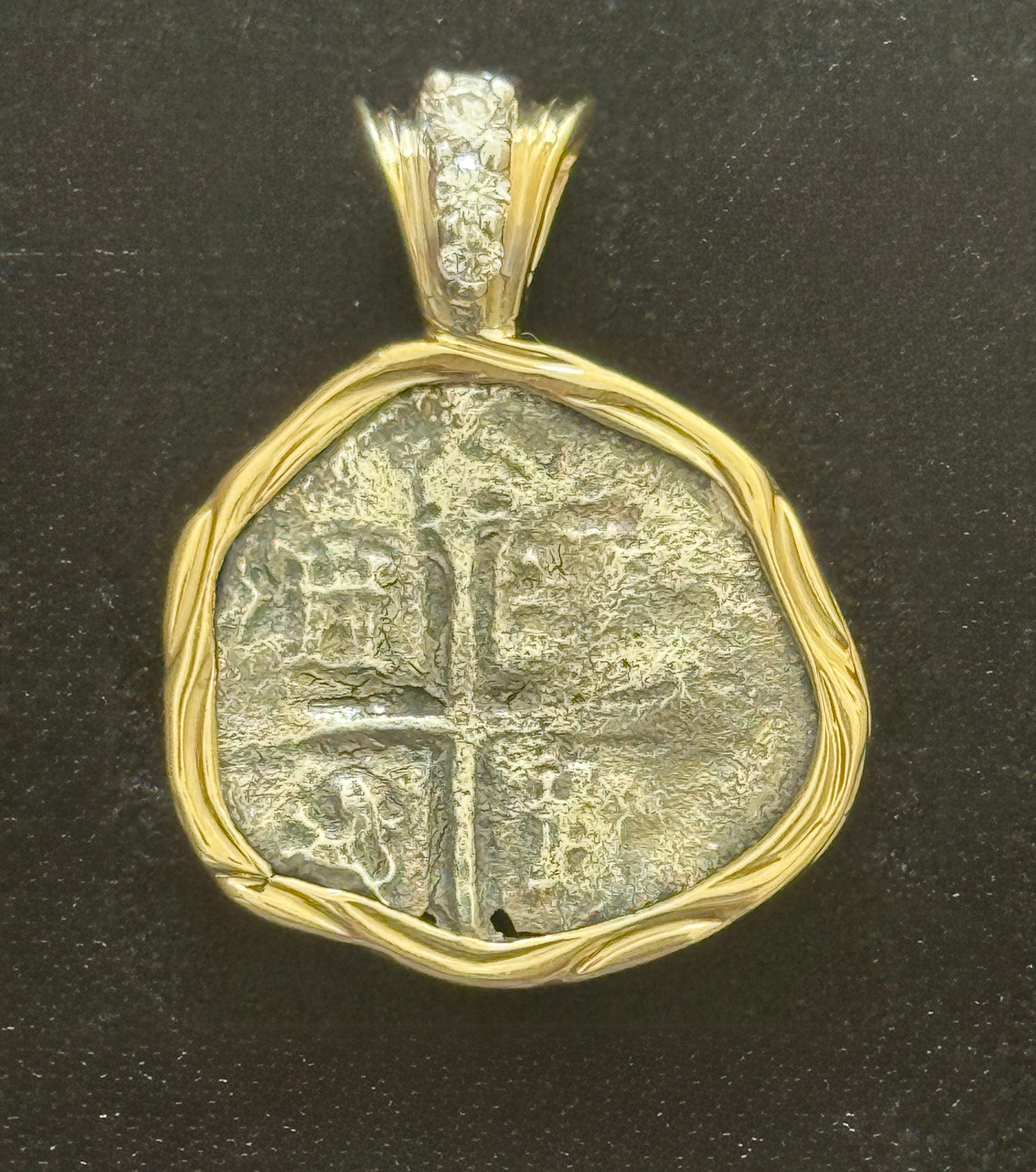 Atocha 1 Real Grade 2 Mounted in 14k Gold 3.1 grams and 0.18ct Diamonds Beautiful Coin