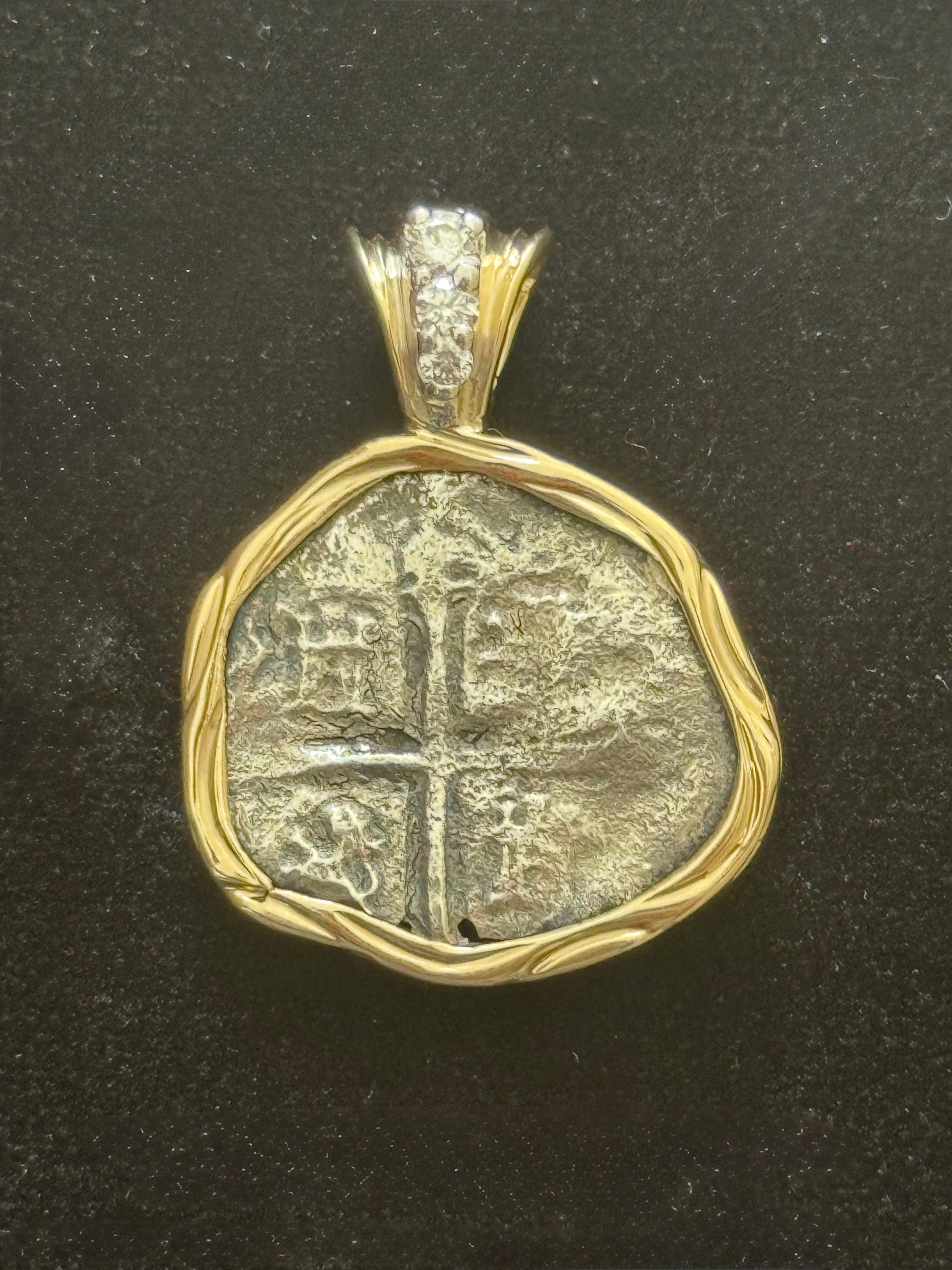 Atocha 1 Real Grade 2 Mounted in 14k Gold 3.1 grams and 0.18ct Diamonds Beautiful Coin